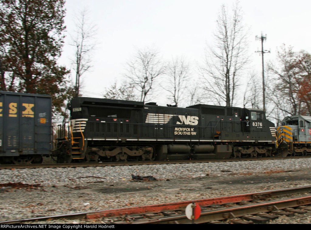 NS 8376